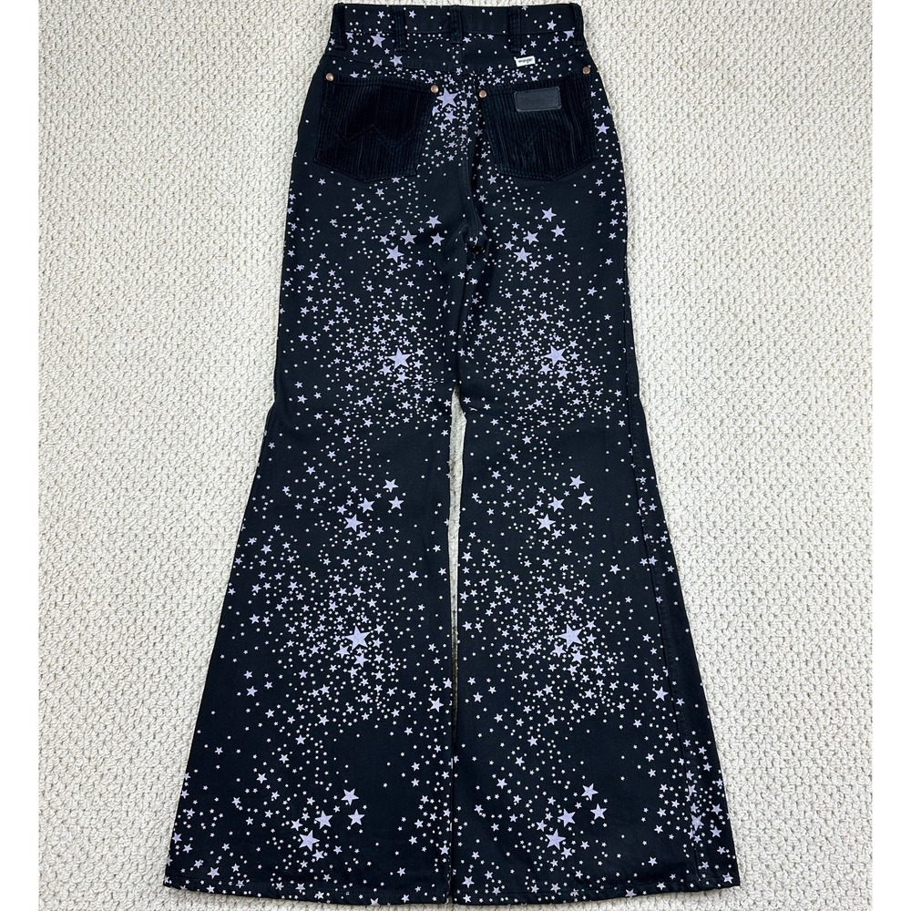 Wrangler Jeans Womens 25x32 Black Wanderer High Rise Flare Leg Star Struck Retro
